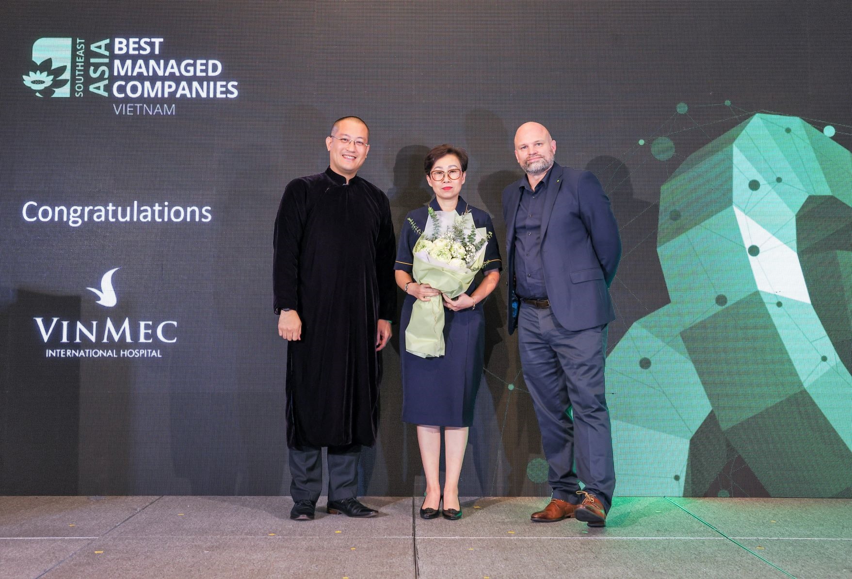 Vinmec Healthcare System named “Best Managed Company in Vietnam” for 2022 – the first time a medical institution received this prestigious award in Vietnam